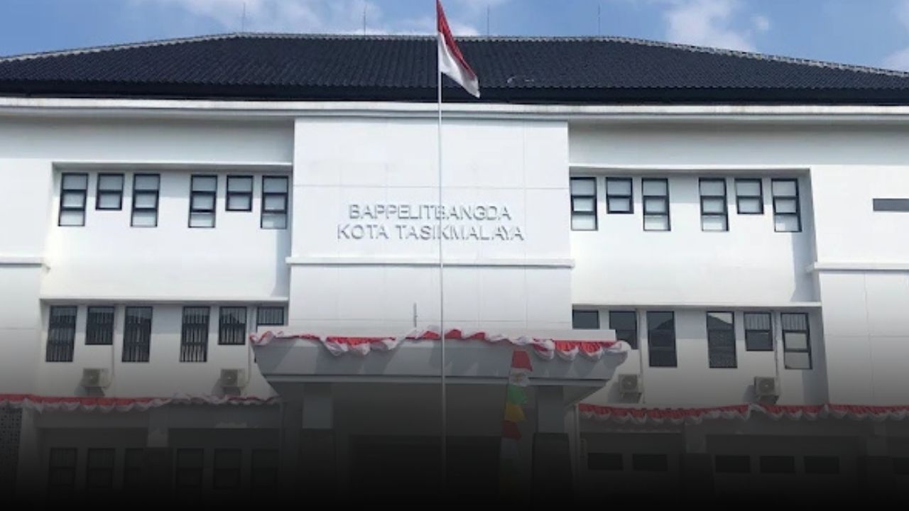 Data Terbuka, Tiga Kejanggalan: Pengadaan Bappelitbangda Tasikmalaya Jadi Sorotan