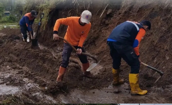 Kronologi Bencana Longsor di Cigalontang Tasikmalaya