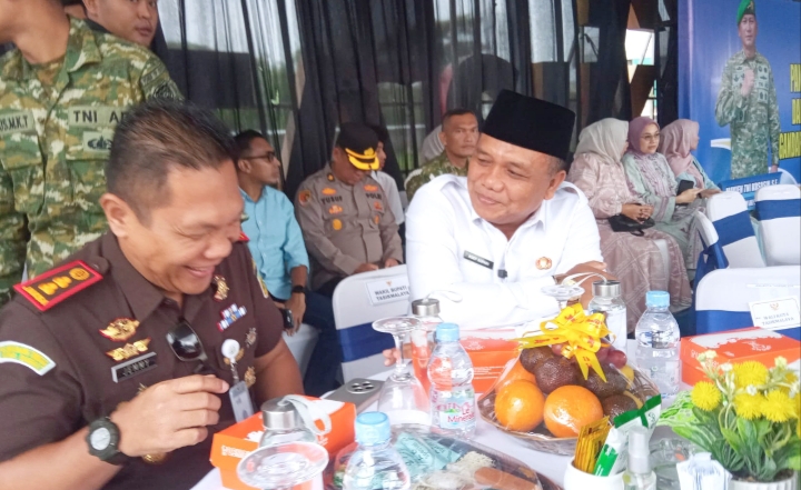 Wabup Tasikmalaya Hadiri Penyaluran 3.700 Paket Sembako untuk Warga Tasikmalaya