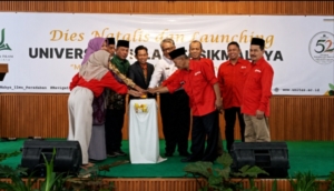Peluncuran Universitas Islam Tasikmalaya pada Dies Natalis ke-52