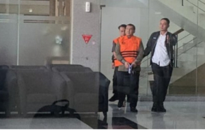 Silmy Karim Menyerahkan Diri ke KPK Usai OTT Imigrasi